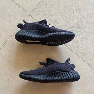 Yeezy Black Non Reflective